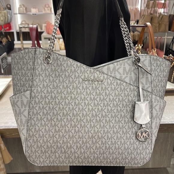 Michael Kors Jet Set Travel Large Chained Tote Shoulder Bag MK 
Silver

NWT - Picture 15 of 16